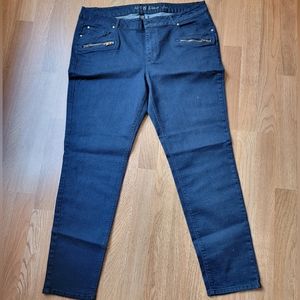 16 Apt 9 Skinny Leg Dark Blue Jeans